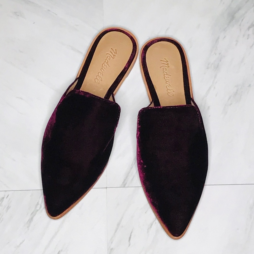 NWOT Madewell Gemma 6.5 Pointed Velvet Flat Red